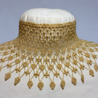 Gold Lace Collar